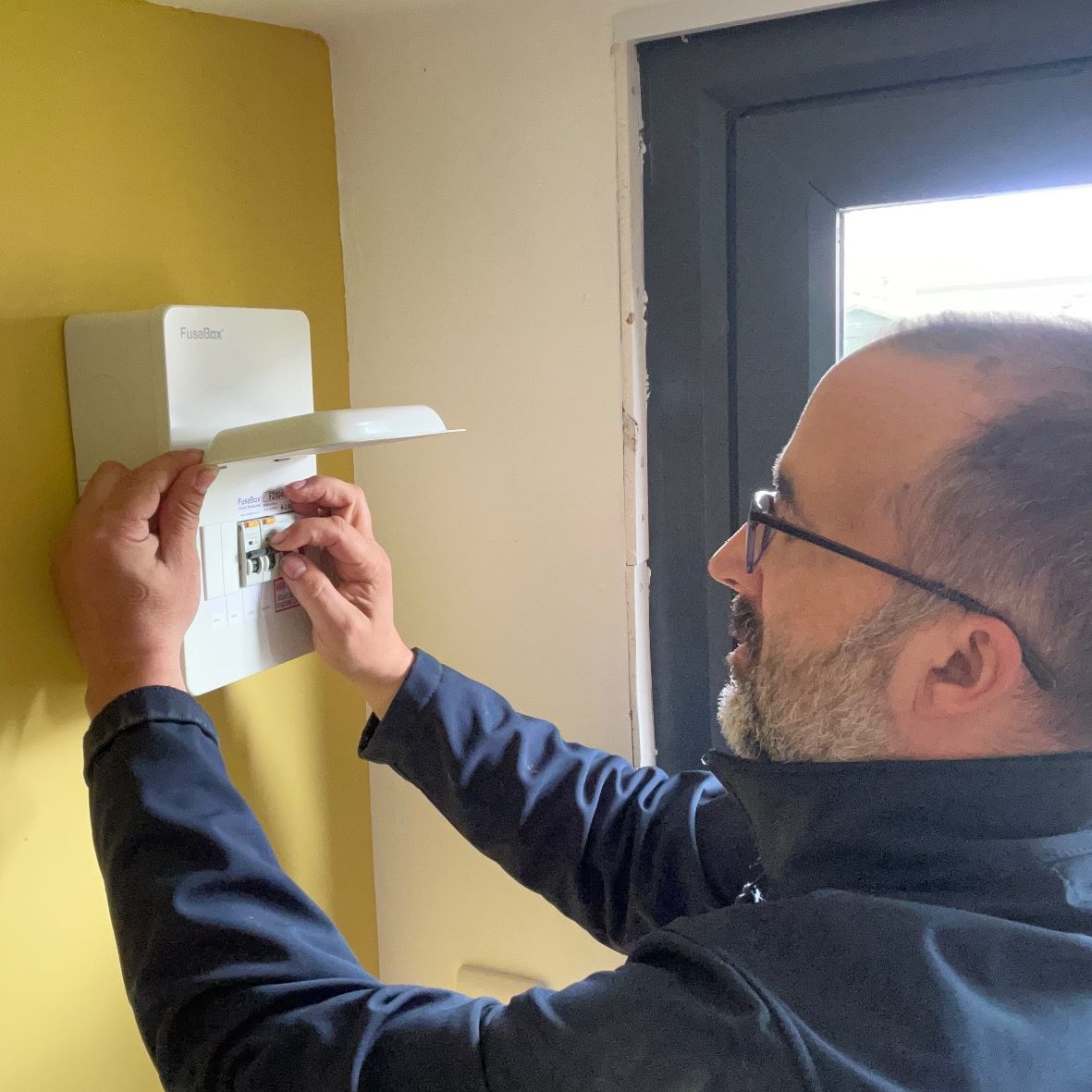 Fuseboard upgrade "Modern metal consumer unit upgrade by Smart Choice Sparks, Tadley - fully compliant with UK BS 7671 safety standards."